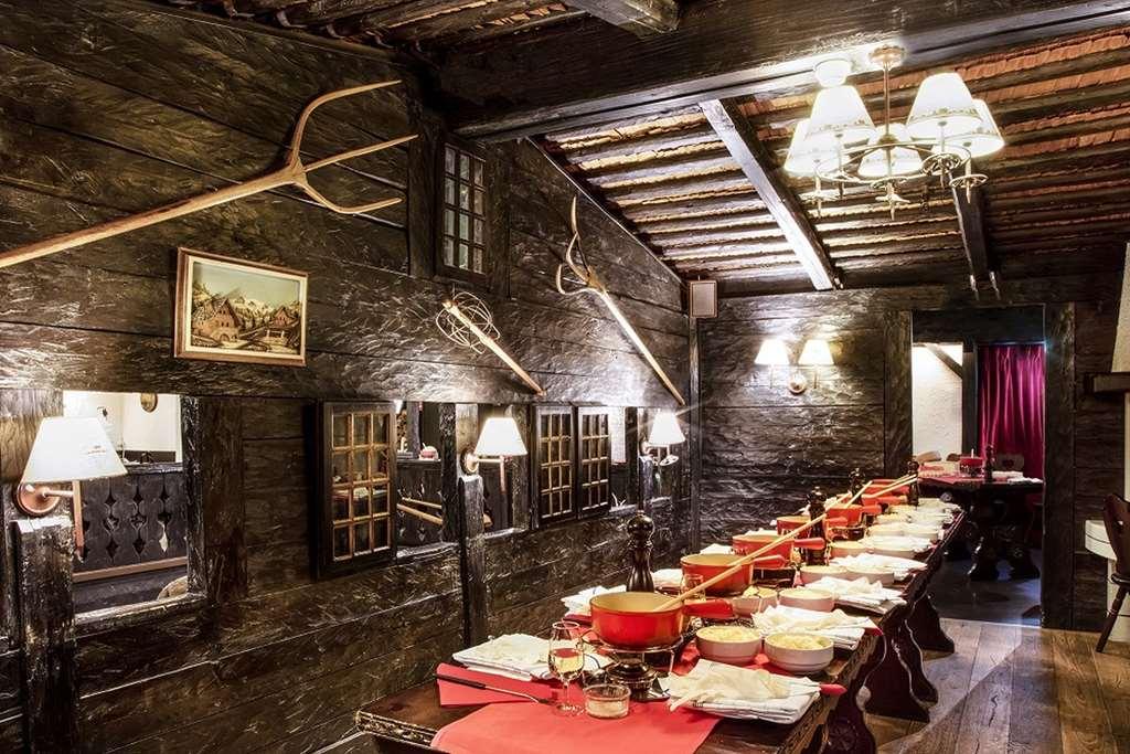Edelweiss Manotel Женева Ресторант снимка