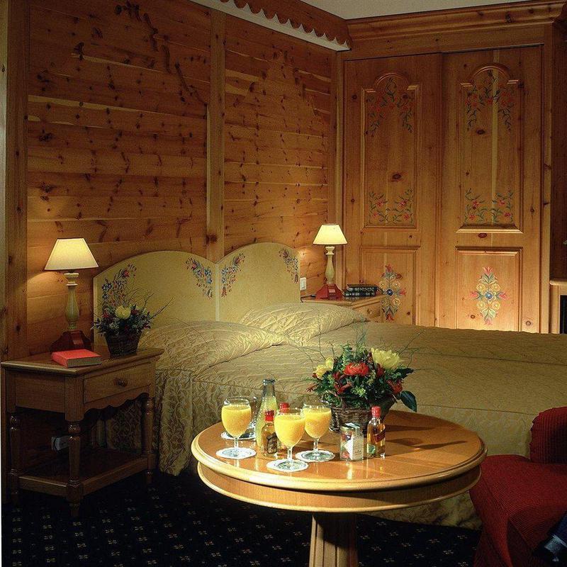 Edelweiss Manotel Женева Стая снимка